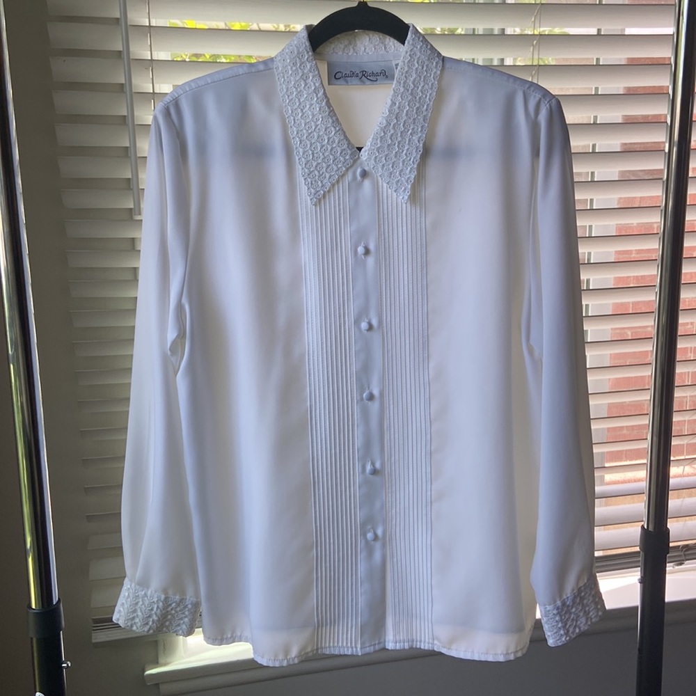Claudia Richard White Dress Shirt